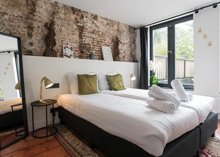 Twenty Five Amsterdam