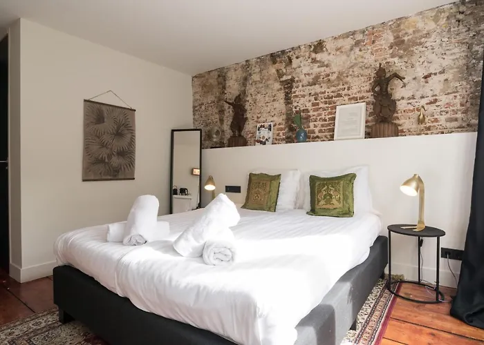 Twenty Five Bed and breakfast 3*