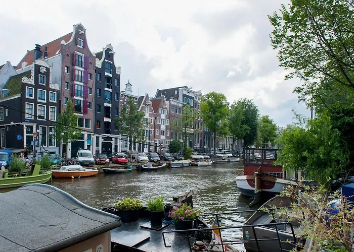 Twenty Five Ámsterdam