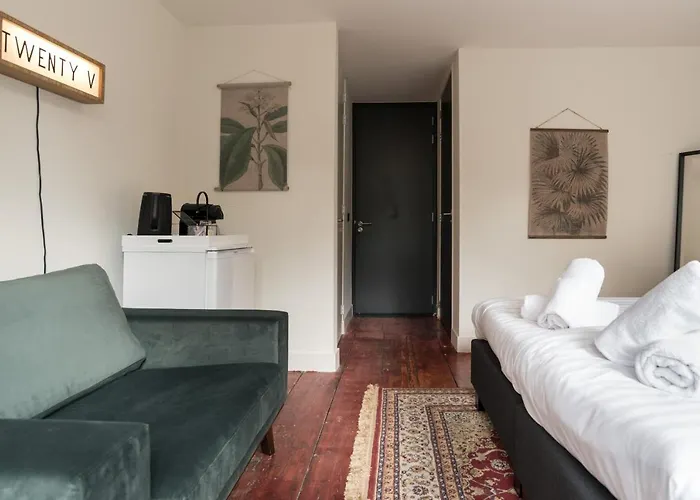 Twenty Five Oda ve Kahvaltı Amsterdam